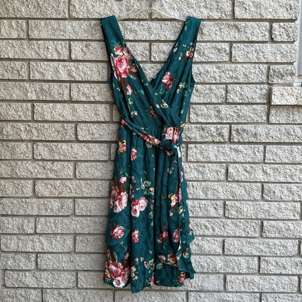 Walter Baker Kelson Green Floral Print V-Neck Sleeveless Midi Dress Size 6 - Picture 3 of 10